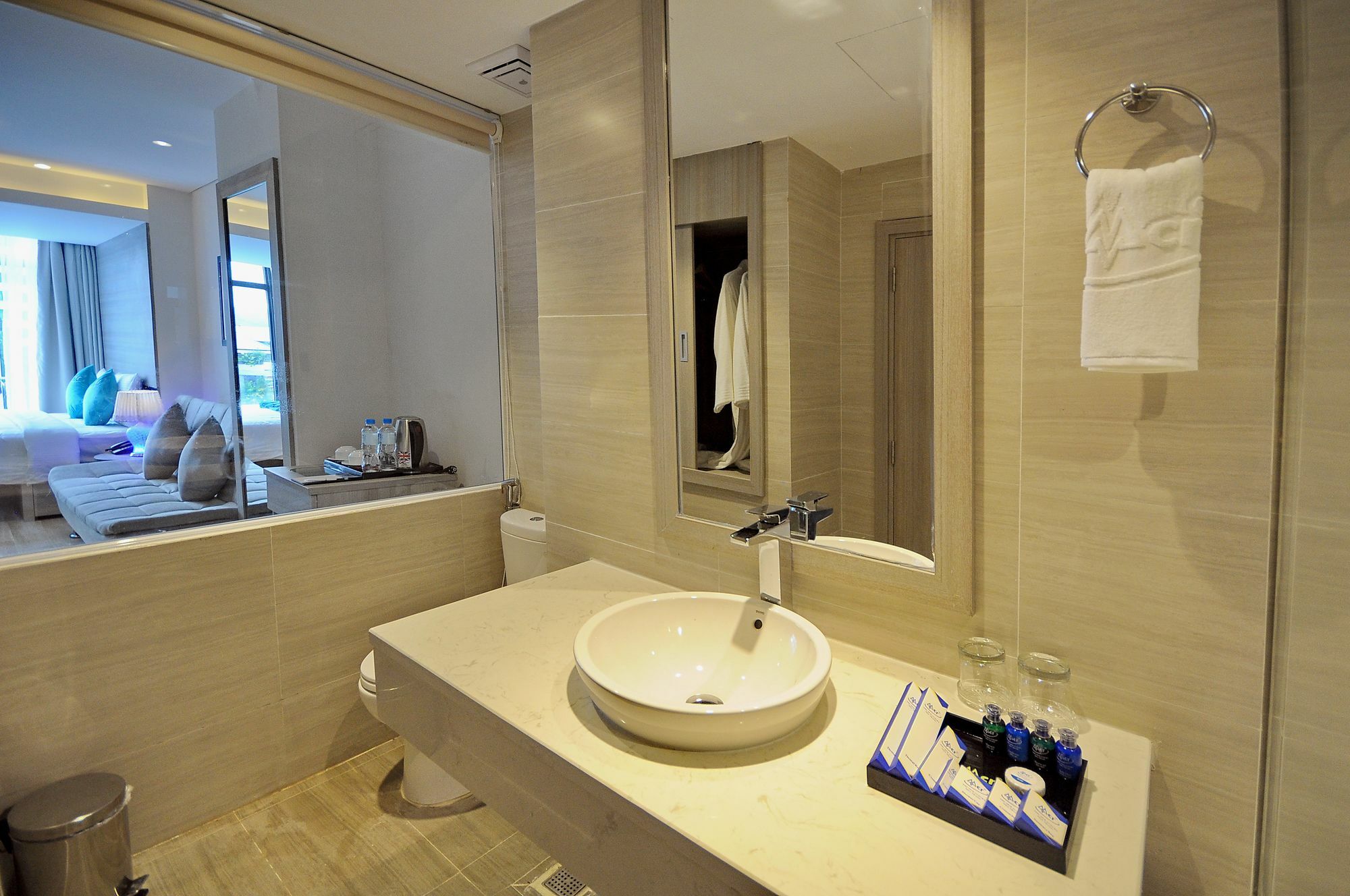 The Mcr Luxury Nha Trang Hotel Buitenkant foto