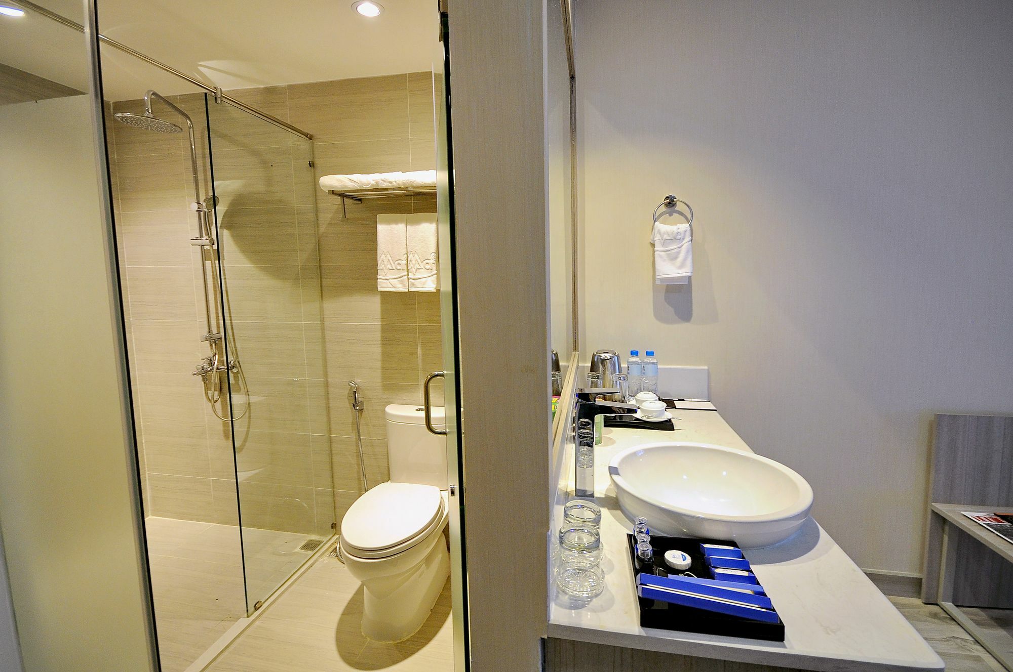 The Mcr Luxury Nha Trang Hotel Buitenkant foto