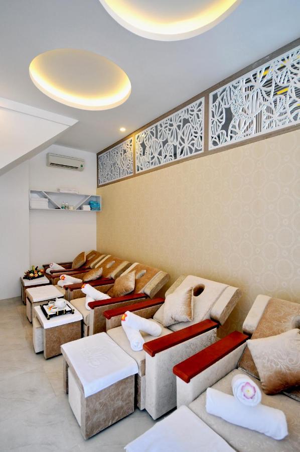 The Mcr Luxury Nha Trang Hotel Buitenkant foto